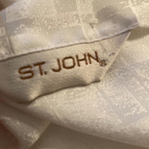 ST. JOHN White Blouse - Picture 7 of 7
